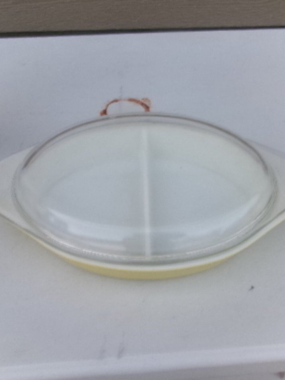 Pyrex yellow divided dish and lid very good vtg